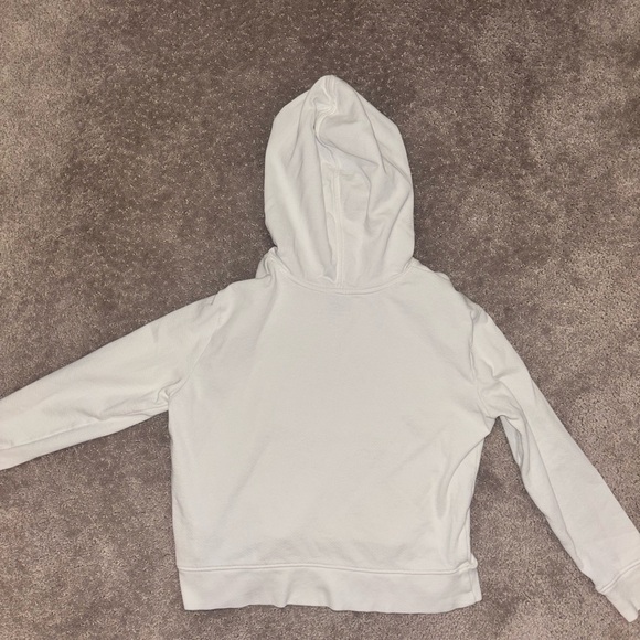 NWOT Girls Vineyard Vines Kids Cream Hoodie with Pink Whale Patch. Size Small - Picture 6 of 14